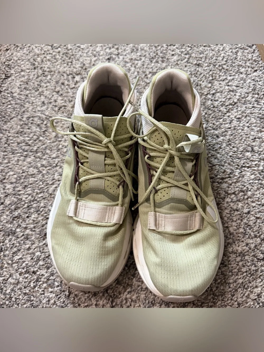 Men’s On Cloudnova 2 sneaker in muted caper green size 9